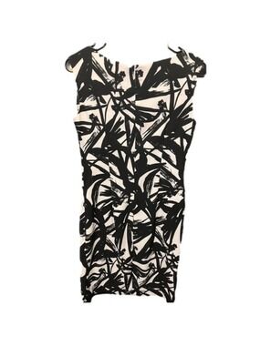 Beautiful Cleo petites size 2 sleeveless black and white dress